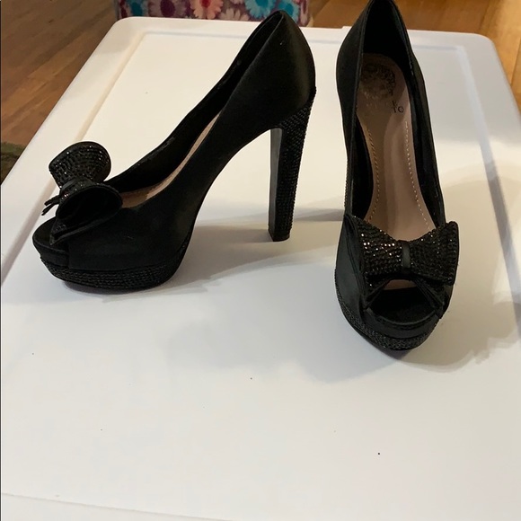 Black satin with rhinestones Vince Camuto heels - Picture 3 of 8